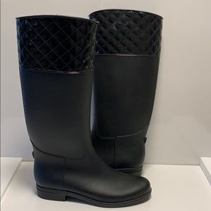 Black Knee High Rubber Rain Boots!